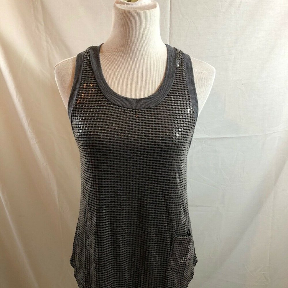 Imaginary Voyage gray tank with sequins - med